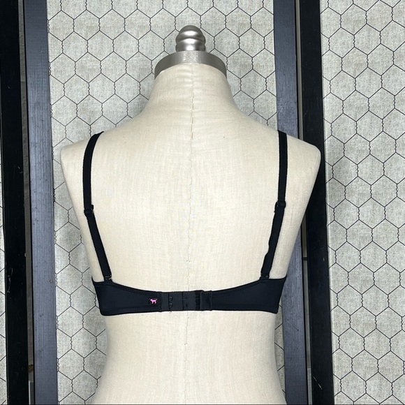 PINK Wear Everywhere Push-Up Bra - Picture 3 of 11